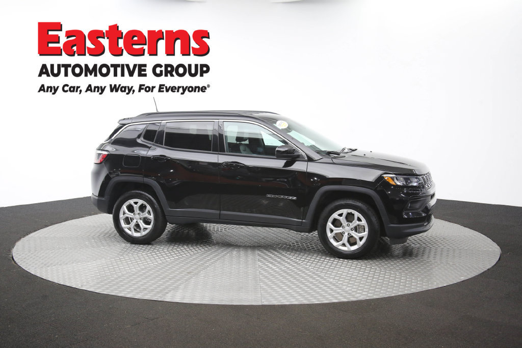 Used 2024 Jeep Compass Latitude AWD/4WD image 47