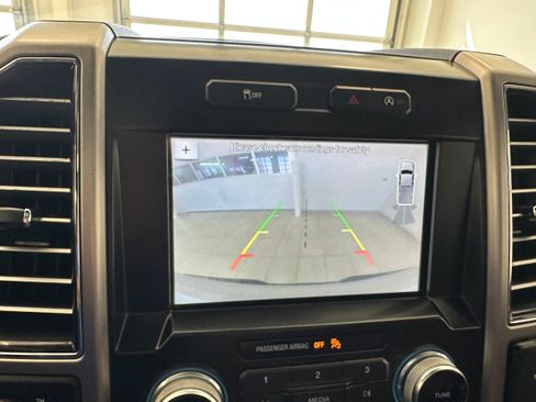 Used 2018 Ford F150 Platinum AWD/4WD image 21
