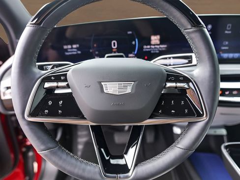 Certified 2024 Cadillac Lyriq Luxury RWD image 11