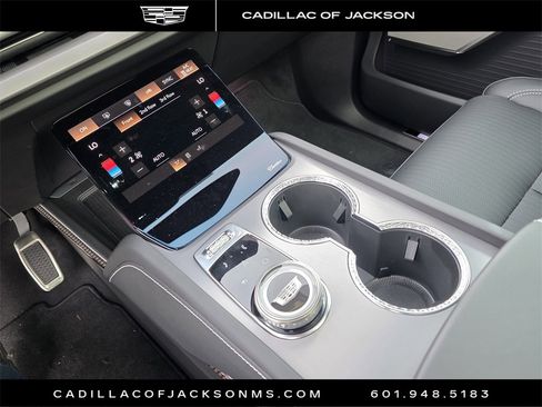 New 2026 Cadillac Vistiq Sport image 30
