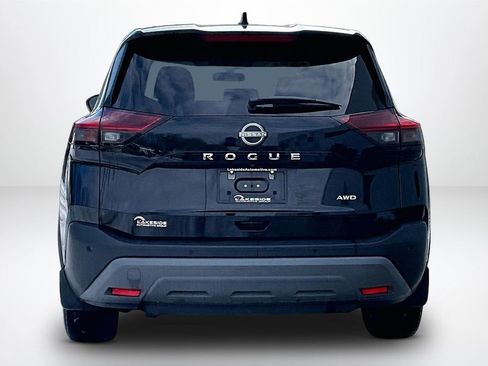 Used 2022 Nissan Rogue S image 6