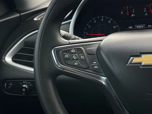 Used 2024 Chevrolet Malibu LT image 12