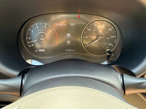 Used 2024 Nissan Kicks SV w/ Interior Electronics Package FWD image 30
