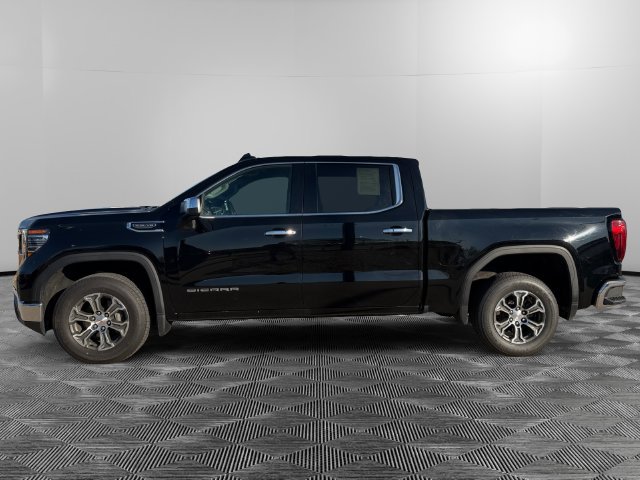 Used 2025 GMC Sierra 1500 SLT RWD image 2