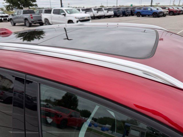 Used 2024 Chevrolet Blazer EV LT AWD/4WD image 6