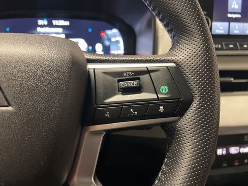 Used 2024 Mitsubishi Outlander SEL image 16