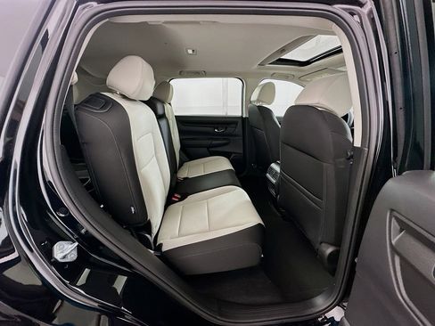 Used 2025 Honda CR-V EX image 27