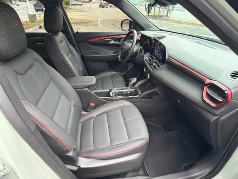 Used 2024 Chevrolet TrailBlazer RS w/ Driver Confidence Package AWD/4WD image 27
