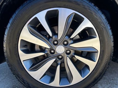 Used 2018 Buick Encore Essence FWD image 15
