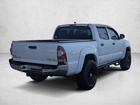 Used 2014 Toyota Tacoma PreRunner w/ SR5 Package image 5