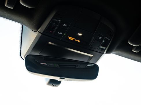 Used 2023 Porsche 911 Carrera T image 31