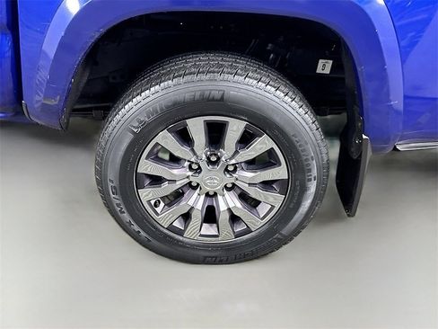 Certified 2022 Toyota Tacoma Limited image 36