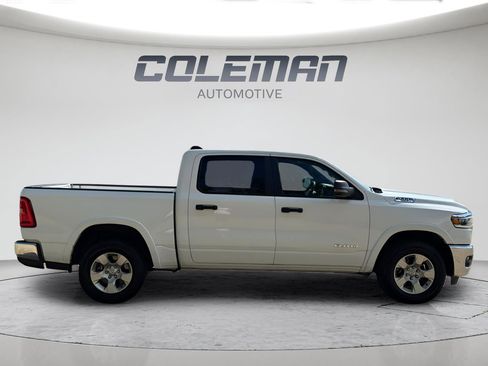 Used 2025 RAM 1500 Big Horn AWD/4WD image 6