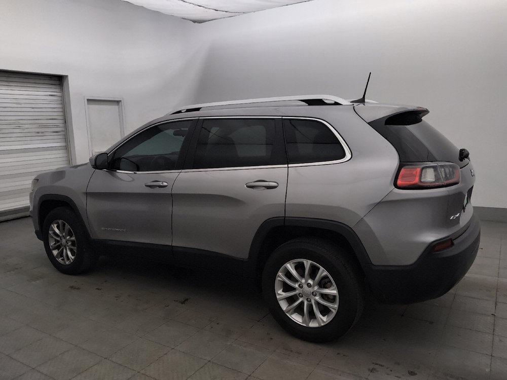 Used 2019 Jeep Cherokee Latitude w/ Popular Appearance Group AWD/4WD image 3