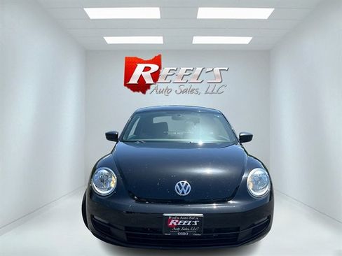 Used 2013 Volkswagen Beetle 2.5 FWD image 2