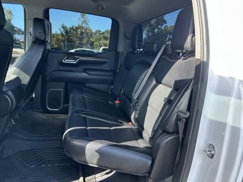 Used 2022 GMC Sierra 1500 Elevation image 15