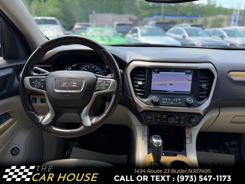 Used 2018 GMC Acadia Denali w/ Technology Package AWD/4WD image 26