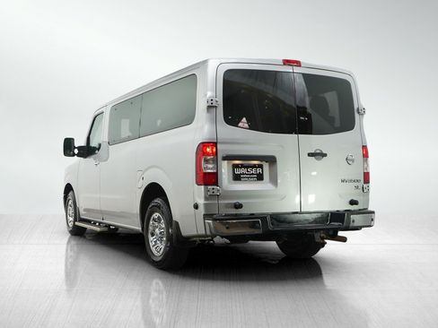 Used 2020 Nissan NV 3500 SL image 3
