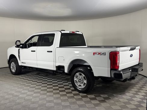 Used 2025 Ford F250 XLT w/ FX4 Off-Road Package AWD/4WD image 10