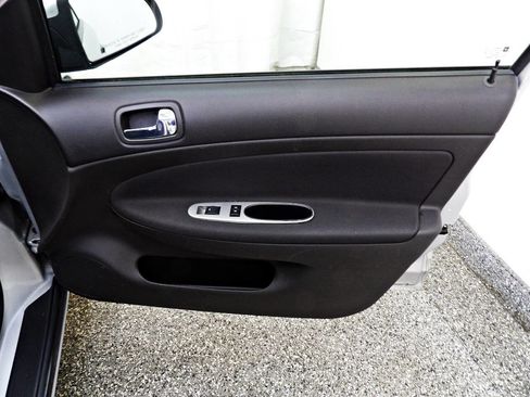 Used 2010 Chevrolet Cobalt LT FWD image 11