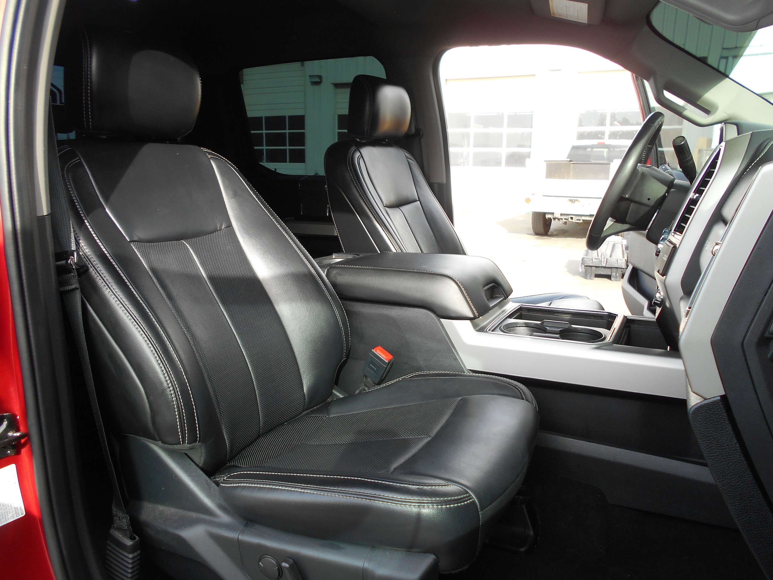 Certified 2020 Ford F350 Lariat w/ Lariat Ultimate Package AWD/4WD image 12
