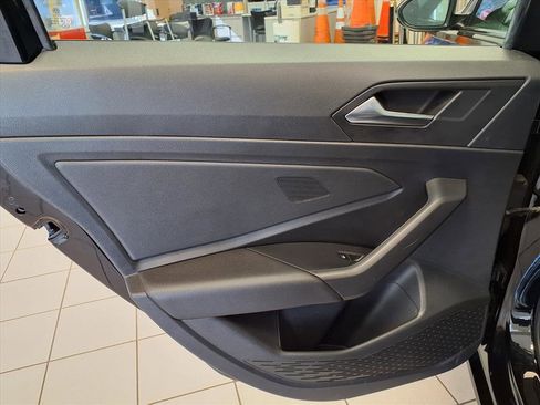 Used 2021 Volkswagen Jetta SEL Premium image 17