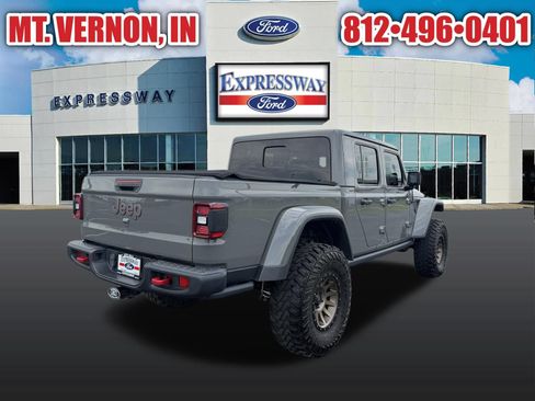 Used 2021 Jeep Gladiator Rubicon AWD/4WD image 6