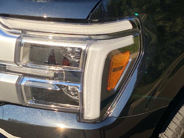 Used 2024 Ford F150 Platinum w/ Equipment Group 703A Plus AWD/4WD image 5