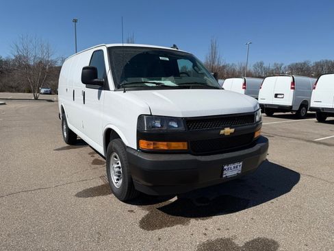 New 2025 Chevrolet Express 2500 Work Van w/ Driver Convenience Package image 6