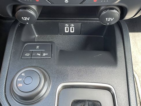 Used 2022 Ford Ranger Lariat w/ Equipment Group 501A High image 28