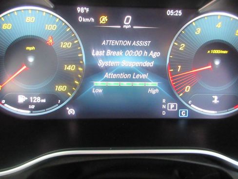 Used 2020 Mercedes-Benz C 300 Cabriolet image 41