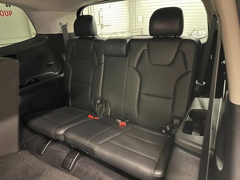 Used 2022 Kia Telluride EX image 30