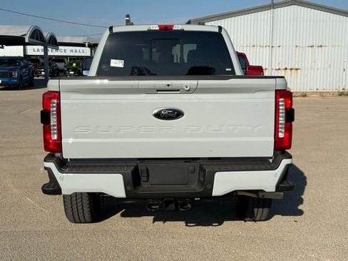 New 2026 Ford F250 Lariat w/ Black Appearance Package image 7