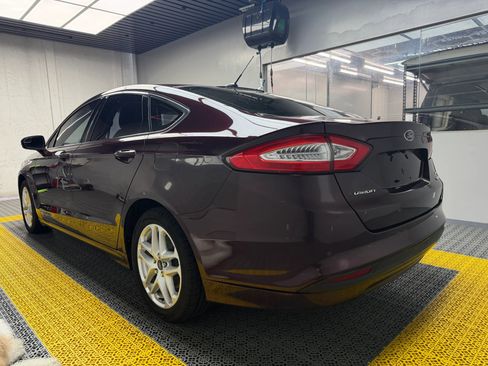 Used 2013 Ford Fusion SE image 5