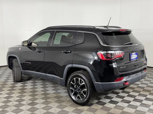 Used 2021 Jeep Compass Trailhawk image 12