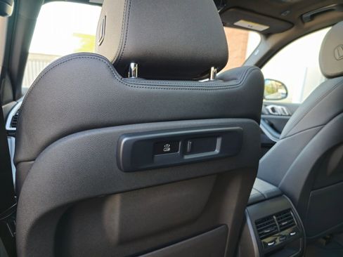 Used 2019 BMW X5 xDrive40i image 31