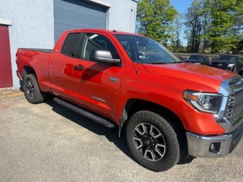 Used 2018 Toyota Tundra SR5 w/ TRD Off Road Package AWD/4WD image 2