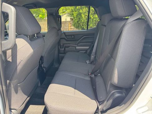 Used 2026 Toyota 4Runner SR5 AWD/4WD image 18