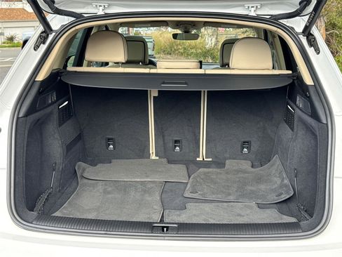 Used 2023 Audi Q5 2.0T Premium Plus w/ Premium Plus Package image 10