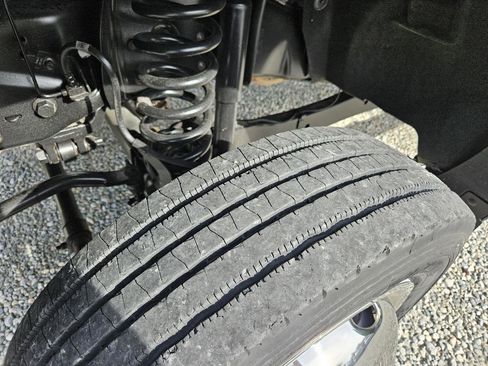Used 2012 Ford F550 2WD Regular Cab Super Duty w/ PWR Equipment Group image 46