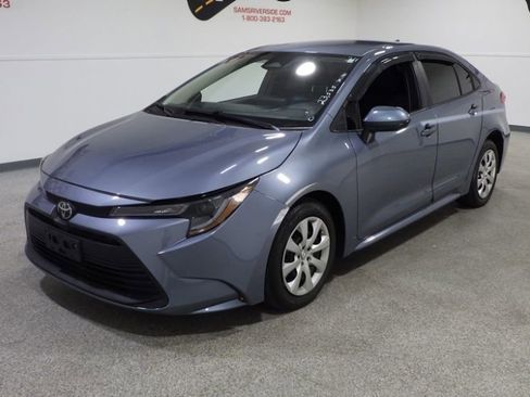 Used 2024 Toyota Corolla LE image 1
