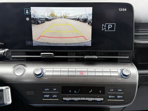 Used 2024 Hyundai Kona SEL FWD image 19