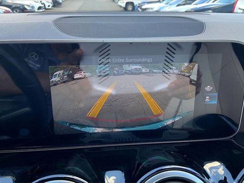 Used 2020 Mercedes-Benz GLB 250 4MATIC image 23