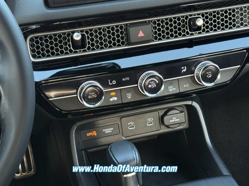 Certified 2025 Honda Civic Sport image 20