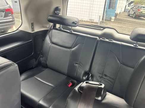 Used 2014 Lexus LX 570 4WD image 35