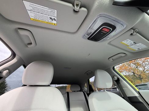 Used 2024 Hyundai Kona SEL image 28