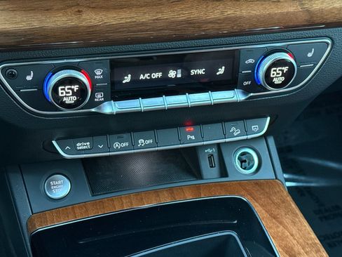 Certified 2022 Audi Q5 2.0T Premium w/ Convenience Package image 16