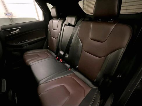 Used 2020 Ford Edge Titanium w/ Equipment Group 301A image 25