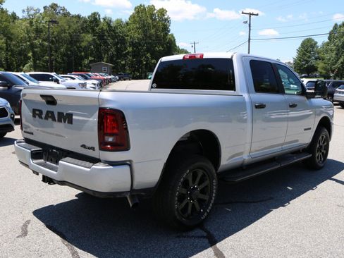 Used 2026 RAM 2500 Big Horn AWD/4WD image 8