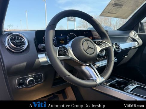 New 2026 Mercedes-Benz GLB 250 4MATIC image 12